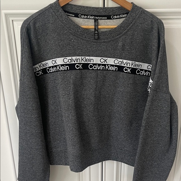 Calvin Klein Performance Tops - Calvin Klein Performance oversized cropped sweater sweatshirt size XL grey gray